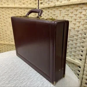 Airway Bags Vintage Airway Burgundy Leather Briefcase With